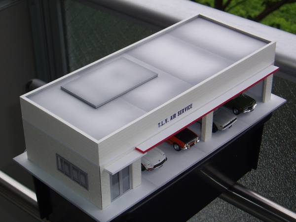 1/64 世田谷ベース風ガレージ ジオラマにも T.L.V.の入札履歴 - 入札者