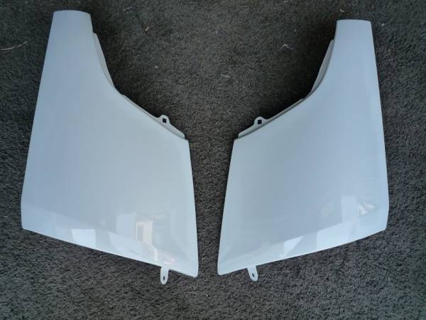 三菱キャンタ-/コ-ナ-パネル/ジェネレ-ション/新車外し左右価格