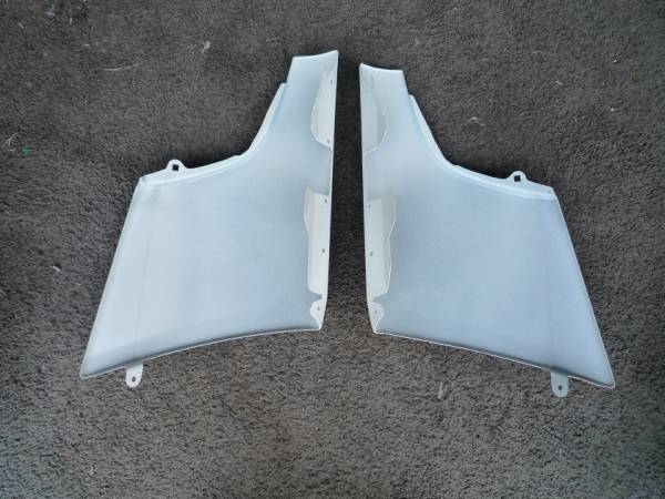 三菱キャンタ-/コ-ナ-パネル/ジェネレ-ション/新車外し左右価格