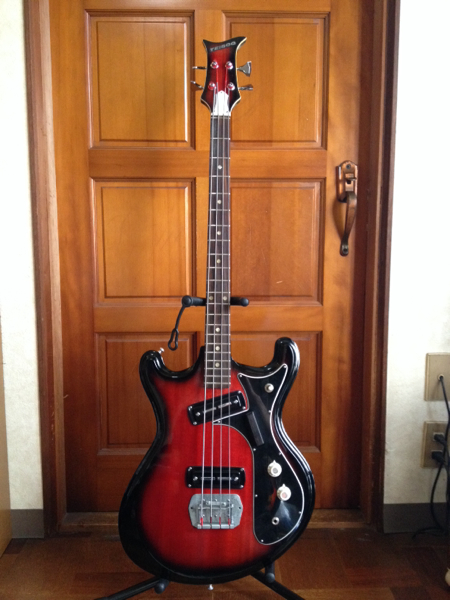 TEISCO BL-2 モズライト型ベース 極薄ネック＆ショートスケール(エレキ