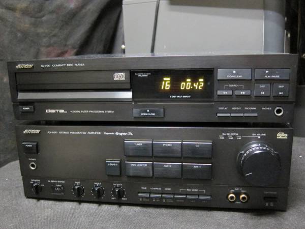 Victor XL-V90 CDデッキ 1985年・定価約6万円(一般)｜売買された 