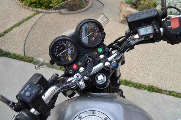 Cb750 Rc42 教習車 ツーリング仕様 白バイ 401cc 750cc 売買されたオークション情報 Yahooの商品情報をアーカイブ公開 オークファン Aucfan Com