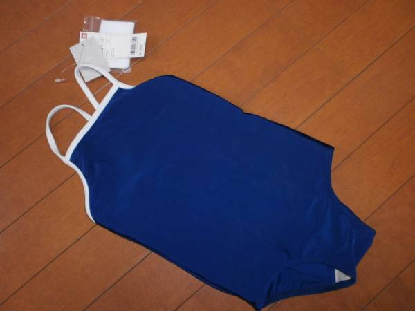 ユニクロ スクール水着 １２０ ワンピース ゼッケン付き 1 115 124cm 売買されたオークション情報 Yahooの商品情報をアーカイブ公開 オークファン Aucfan Com
