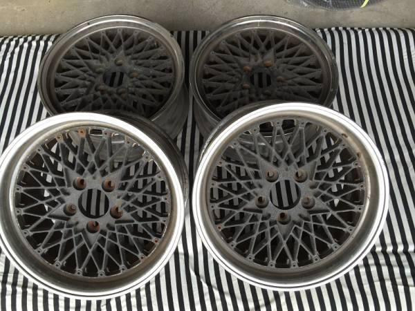 SSR　スターフォーミュラ　１６インチ ５H PCD１１４．３