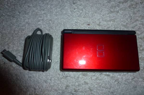 ニンテンドーDS Lite 本体 クレムゾン/ブラック　中古_1