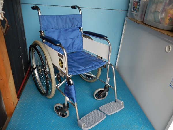 ラクダ印 車椅子深川医療器 車いす 車イス 介助用 中古格安(介助用 
