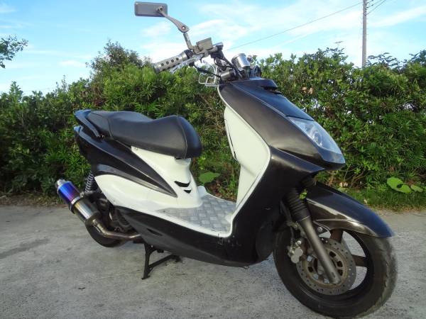 シグナスX125 カスタム多数！HID！バーハン！茶(51cc-125cc)｜売買 