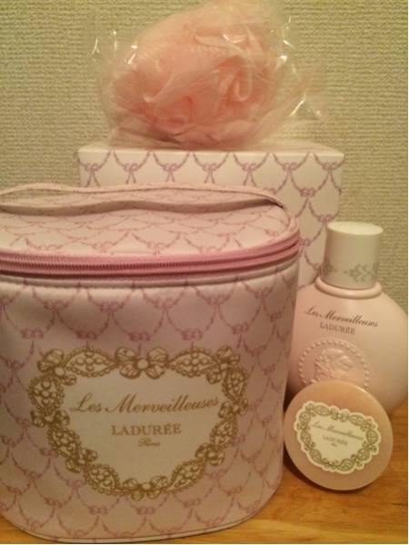 レ メルヴェイユーズ ラデュレ☆ボディ トリートメントキット