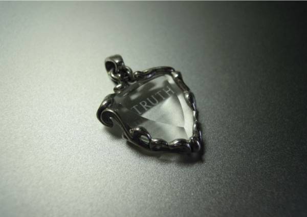 LUNA SEA SUGIZO クリスタル 水晶 ネックレス SUGIZO アクセサリー クリスタル LUNA SEA(メンズアクセサリー)｜売買