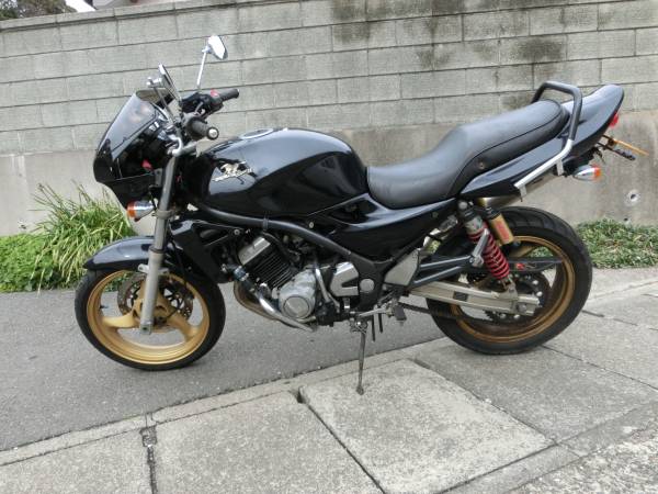 カワサキ　バリオス2型