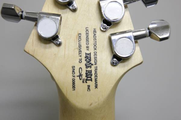 R*i様 美品✨MUSICMAN olp AXIS MM-1 トレモロアーム付 Axis MM1 OLP Olp AXIS エレキギター Musicman by Ball Ernie Music
