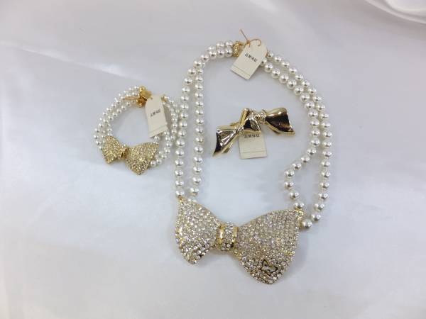 ハナエモリ HM ネックレス ブレス イヤリング セット ゴールド