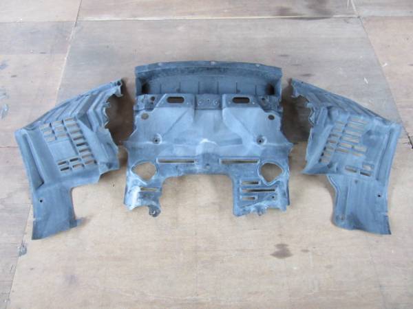 S15シルビア純正アンダーカバー S15シルビア純正アンダーカバー