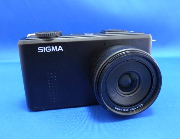 【中古】SIGMA DP1 Merrill バッテリー3個あり