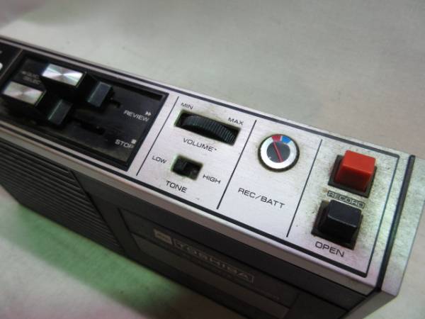 ☆花84東芝 KT-270E カセットレコーダー SCOOP ジャンク(ポータブル