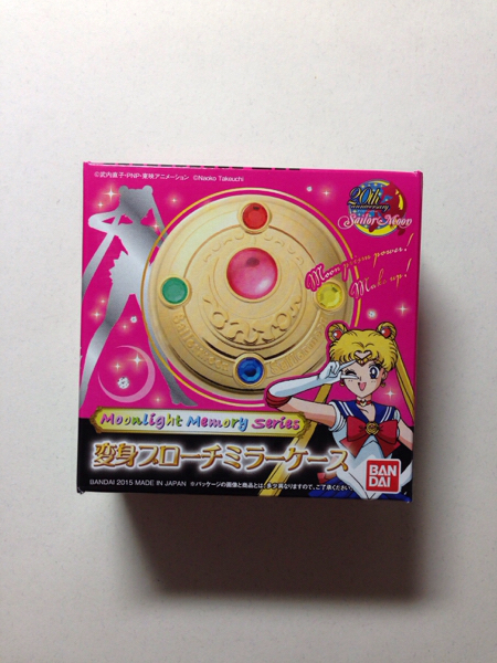 新品 セーラームーン 変身ブローチ ミラーケース