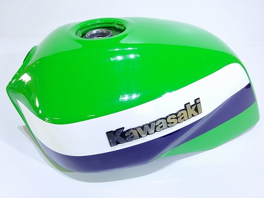 K2538) ZRX1200S ZRT20A ガソリンタンク　ZRX1200R