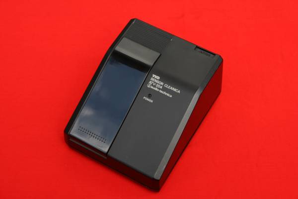 VHD 針クリーナー(映像機器)|売買されたオークション情報、yahooの商品情報をアーカイブ公開 - オークファン(aucfan.com)