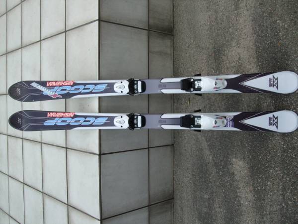 ジュニア用スキー【美品】１３０ｃｍ