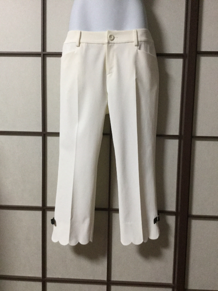 オースチンリードの白のサブリナパンツ 未着用タグ付き
