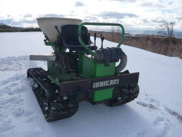 北海道 イシカリ 融雪剤散布機 売り切り(車体)｜売買された 