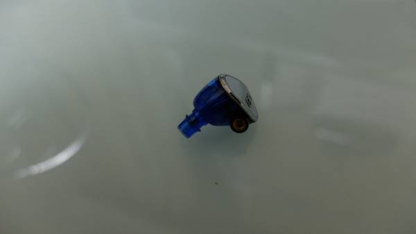 Ultimate Ears UE900 R側 ジャンク 高性能 カナル イヤホン