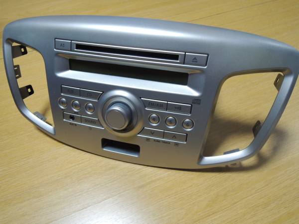 【中古】ワゴンＲ　ＭＨ34Ｓ　純正ＣＤデッキ　