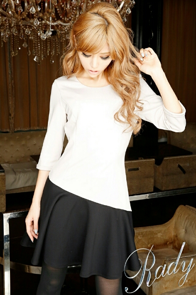 Rady☆新品バイカラーフレアワンピース