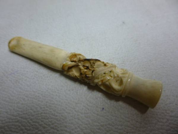 人気SALE】 旧家から 時代象牙龍透かし彫煙管 パイプ/時代煙管喫煙具骨董