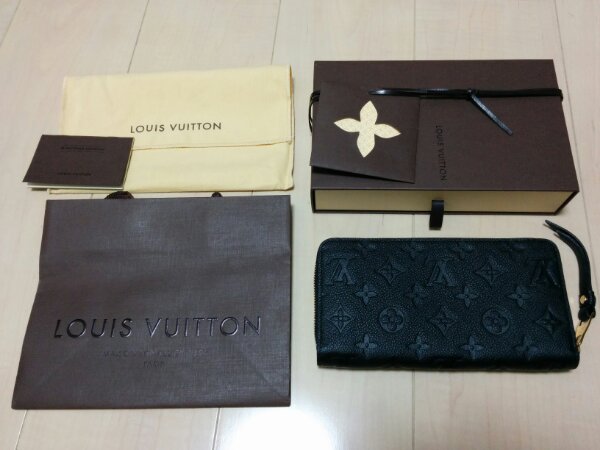 新品同様 ルイヴィトン アンプラント ジッピーウォレット 長財布