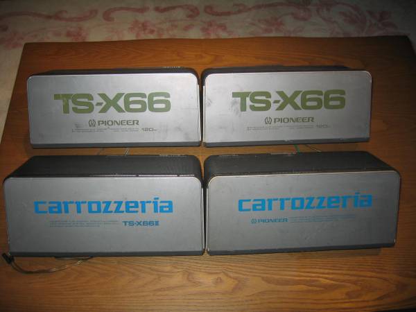 パイオニア TS-X66とTS-X66Ⅱと言う車のスピーカーのセットです(据置