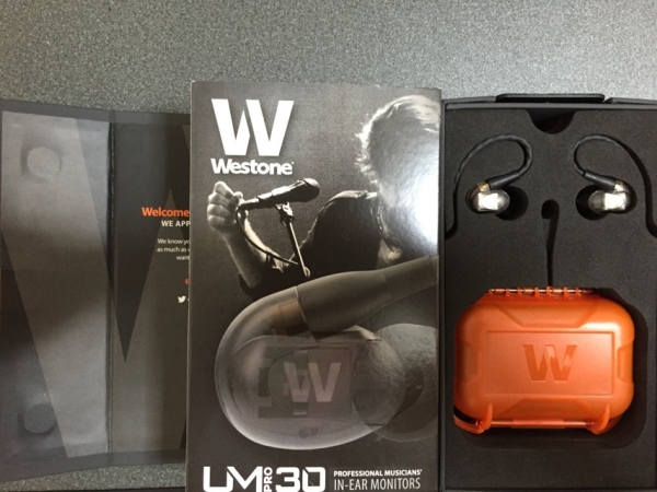 【westone】westone　UMPro30☆保障残り有☆