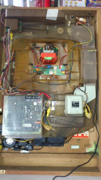 レトロパチンコ実機 ブラボーキングダム 循環加工済み パチンコ実機 売買されたオークション情報 Yahooの商品情報をアーカイブ公開 オークファン Aucfan Com