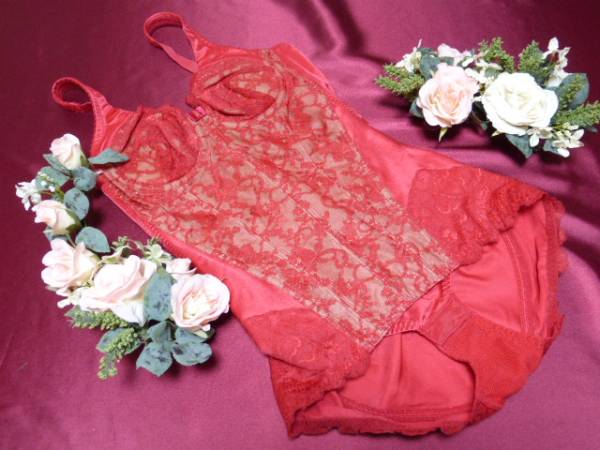 ☆★7361　マルコ　ボディスーツ　B70M　レッド★☆