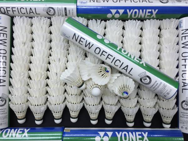 送料無料】バドミントン中古シャトル120個YONEX NewOfficial