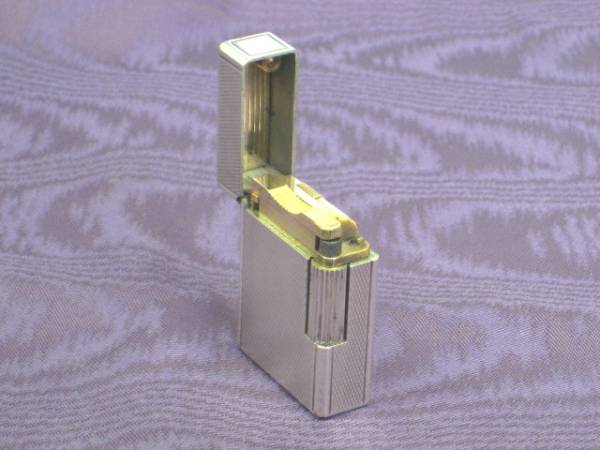 デュポン製ガスライター銀色中古（ジャンク品）