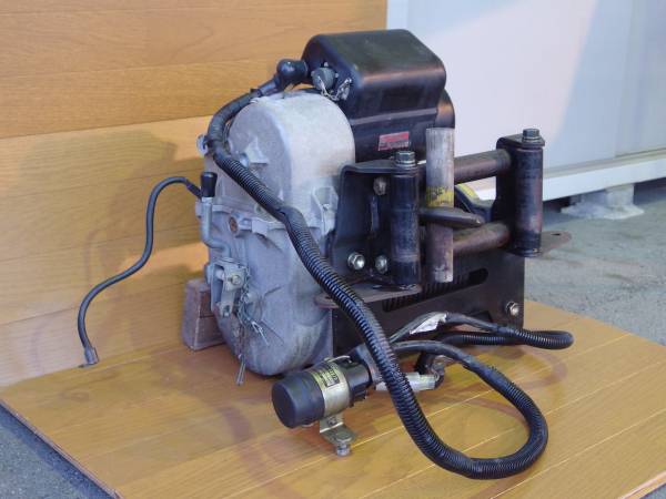 トヨタ 純正 ランクル 電動ウインチ 24V リモコン付き 中古(電装品