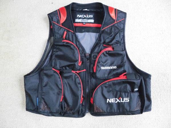 未使用品　シマノ　ネクサス　鮎ベスト　Ｍ