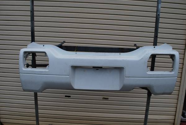 ＣＴ２１Ｓ　ワゴンＲ　リヤバンパー　カラー白系