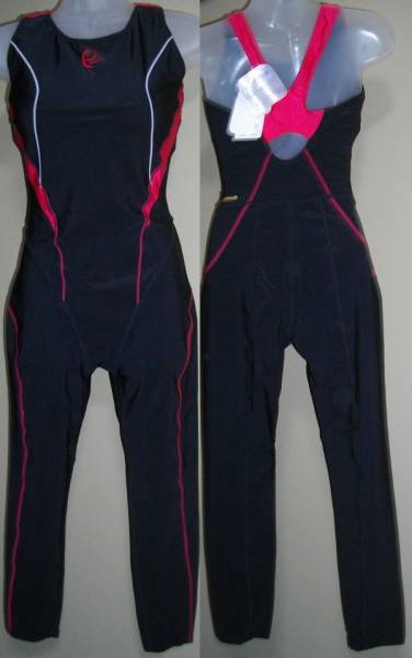 エレッセのフィットネス用水着　６５２