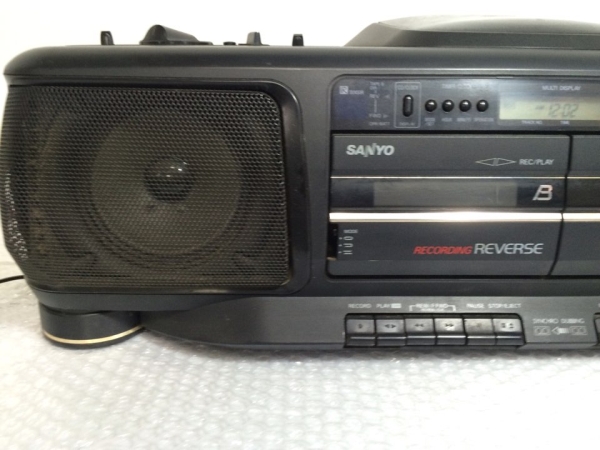 SANYO ZOO SCENE CDラジカセ 本体 PH-Z30(K) 100円 SANYO サンヨー CDラジカセ PH-Z30 ダブルラジカセ(ラジカセ
