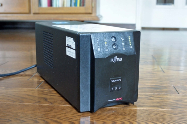 ★電池新品交換済★APC 無停電電源装置 Smart-UPS 750富士通★19