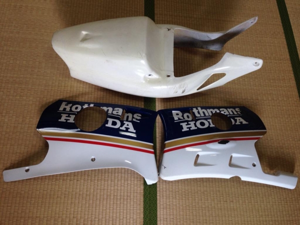 takumi HONDA NSR Rothmans テールカウル CBR250RR NSR風テールカウル ロスマンズ サイドカウル(セット)｜売買
