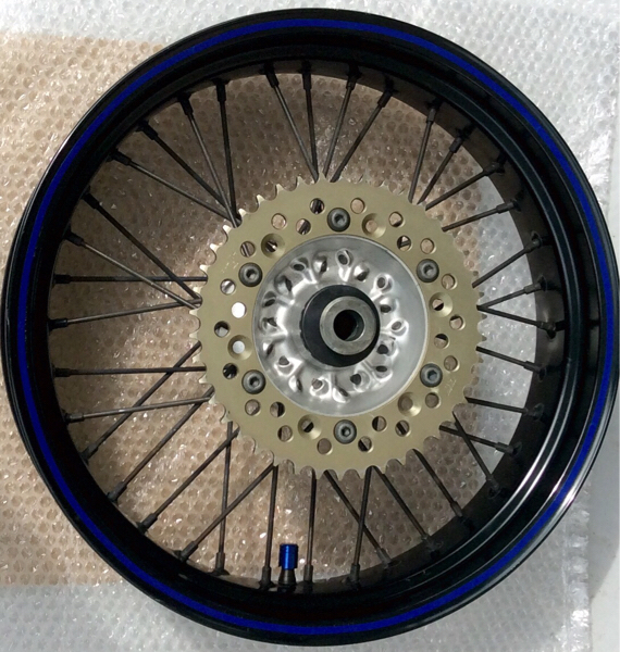 WR250X WR250R 純正リアホイール チューブレス加工の入札履歴 - 入札者