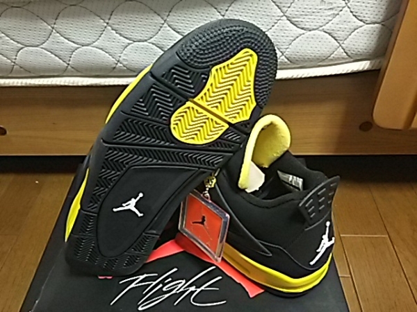 AIR JORDAN Ⅳ エア ジョーダン4黒黄 T23 TORO サンダー THUNDER 新品 