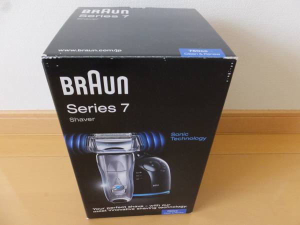 新品！BRAUN シリーズ7自動洗浄機付シェーバー 750cc-5Z