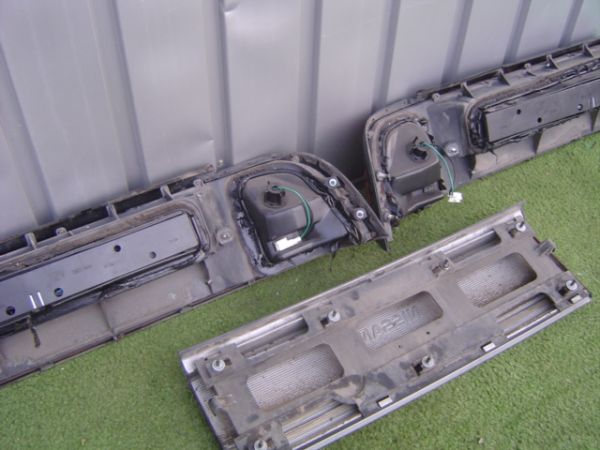 日産 純正 A31 セフィーロ テールランプ ライト ガーニッシュ パーツ