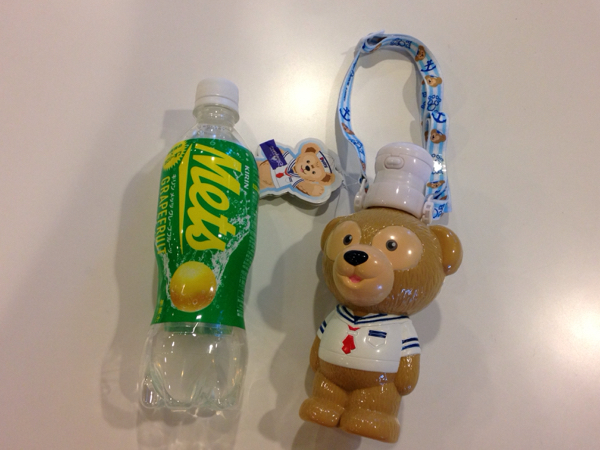香港ディズニー ダッフィー 新品 ストローホッパー 水筒 ボトル