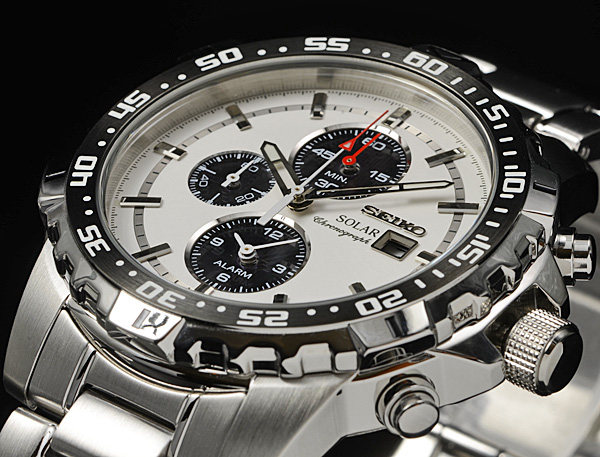 1円×2本セイコー逆輸入ソーラー100m防水クロノグラフ腕時計