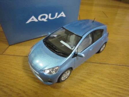 1/30 トヨタ アクア クールソーダ 非売品 サンプルミニカー